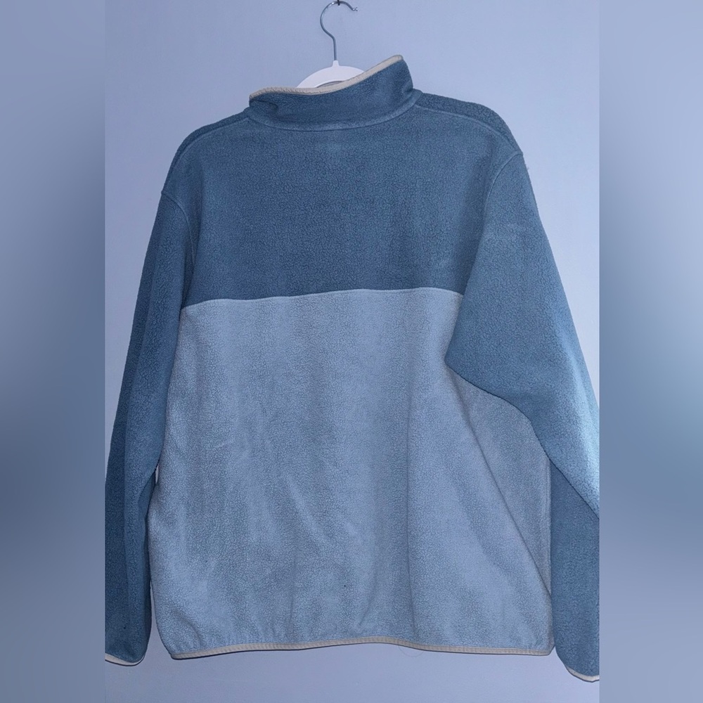 Patagonia Women's Lightweight Synchilla® Snap-T® Fleece Pullover - Picture 3 of 3